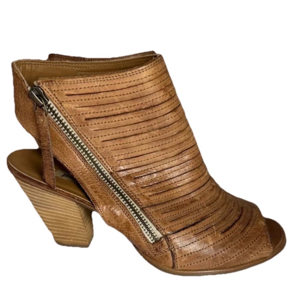 Paul Green Cayanne Leather Peep Toe Sandal